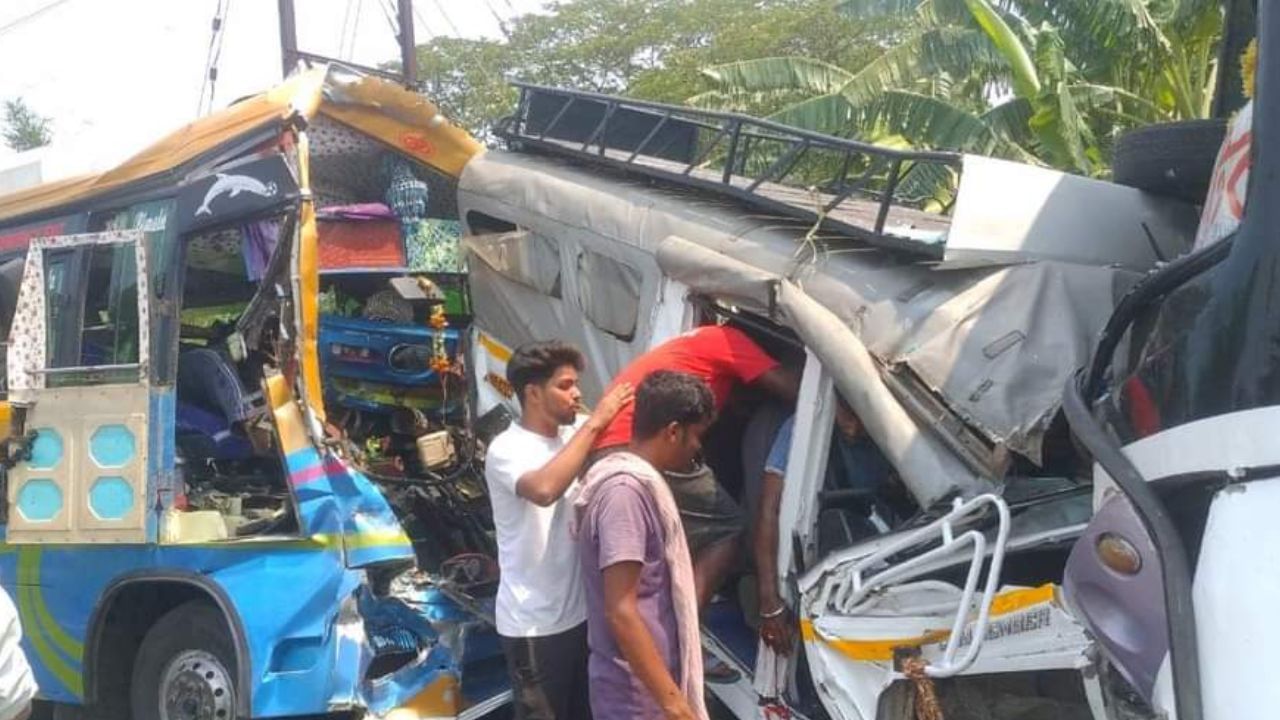 Bus Accident: নন্দীগ্রামে দুর্ঘটনায় মৃত ২, আর্থিক সাহায্য ঘোষণা রাজ্যের, শোকপ্রকাশ মমতা-শুভেন্দুর