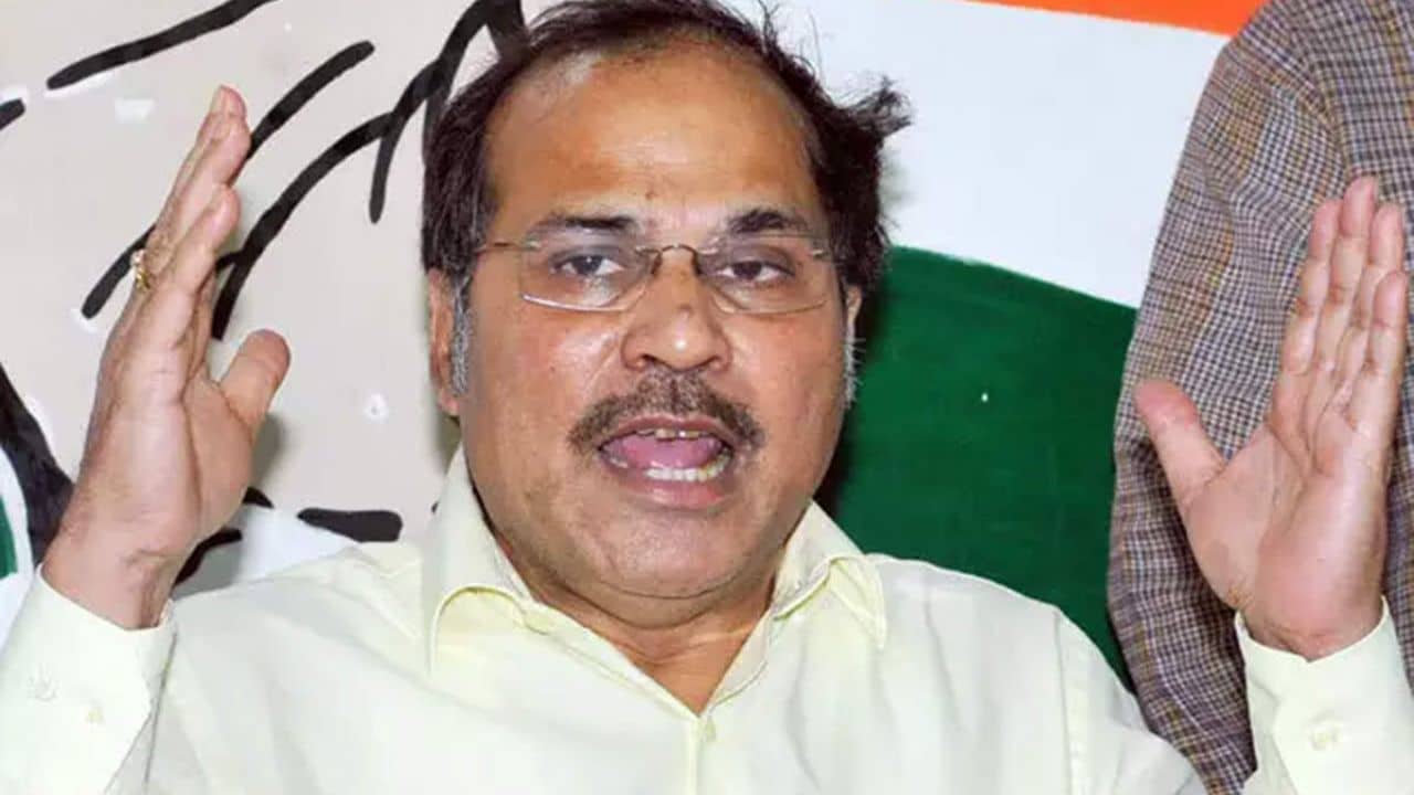 Adhir Chowdury: বিজেপি-তৃণমূল দুই পার্টিকে একসঙ্গে তুলে দেব, তোপ অধীরের