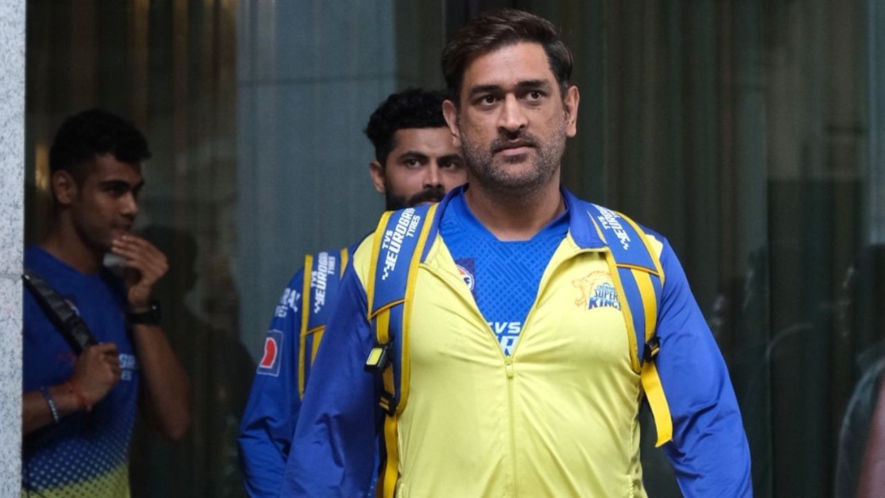 MS Dhoni : 'আরও ৫ বছর আইপিএল খেলুক', সিএসকে কোচের মন্তব্যে খুশির হাওয়া মাহি-দুনিয়ায়