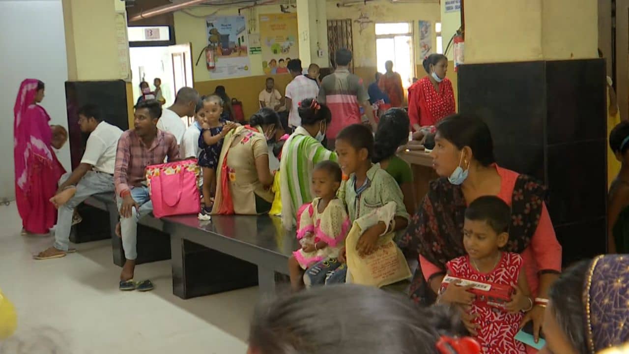B C Roy Hospital: বিকল যন্ত্র, নেই চিকিৎসকও, থমকে সদ্যোজাতর শ্রবণশক্তি পরীক্ষা, জোড়া সঙ্কটে বিসি রায় শিশু হাসপাতাল