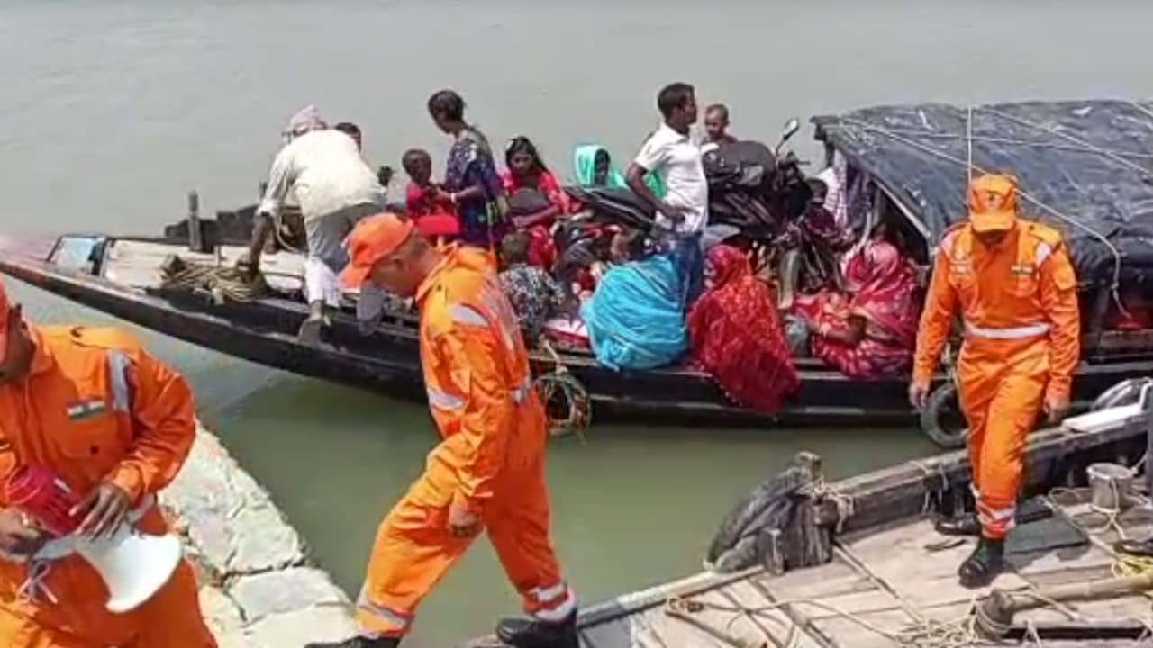 Cyclone Mocha: বঙ্গোপসাগর থেকে এগোচ্ছে মোখা, কতটা আতঙ্কে সুন্দরবন?