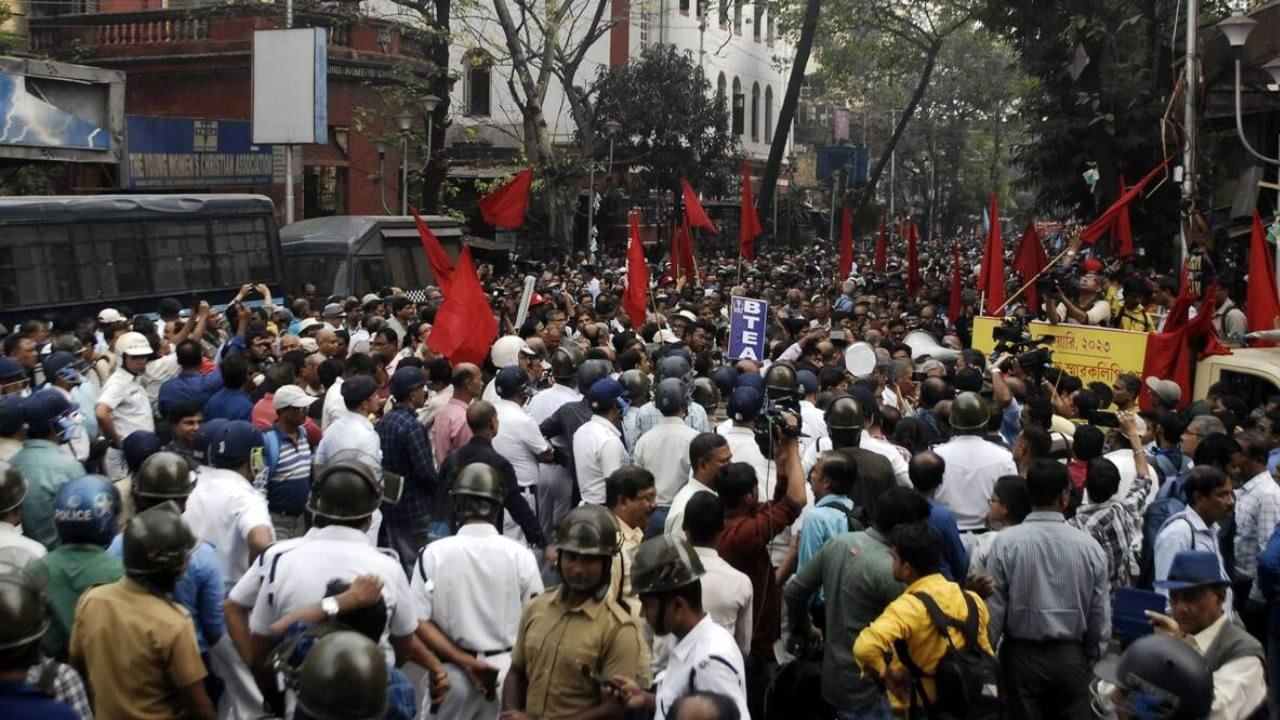 DA Protest: নবান্ন অভিযানের অনুমতি দিল না পুলিশ, হাইকোর্টের দ্বারস্থ ডিএ আন্দোলনকারীরা