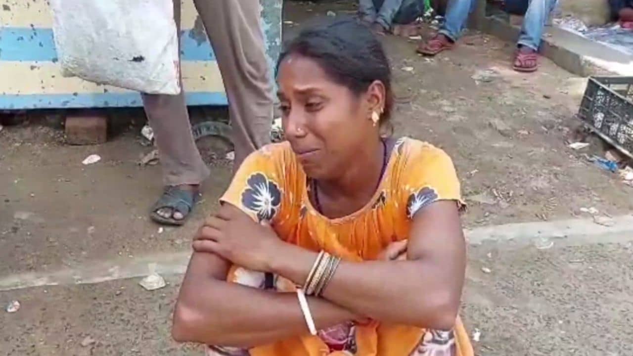 Child Death: আম কুড়তে গিয়ে বিদ্যুৎস্পৃষ্ট হয়ে মৃত্যু ৯ বছরের খুশির