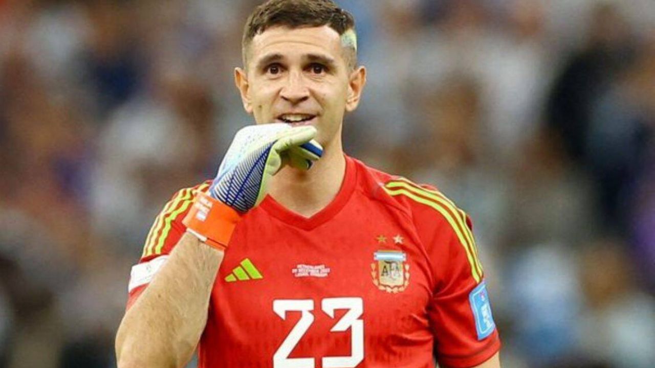 Yirtilgan qizlarning mushuklari