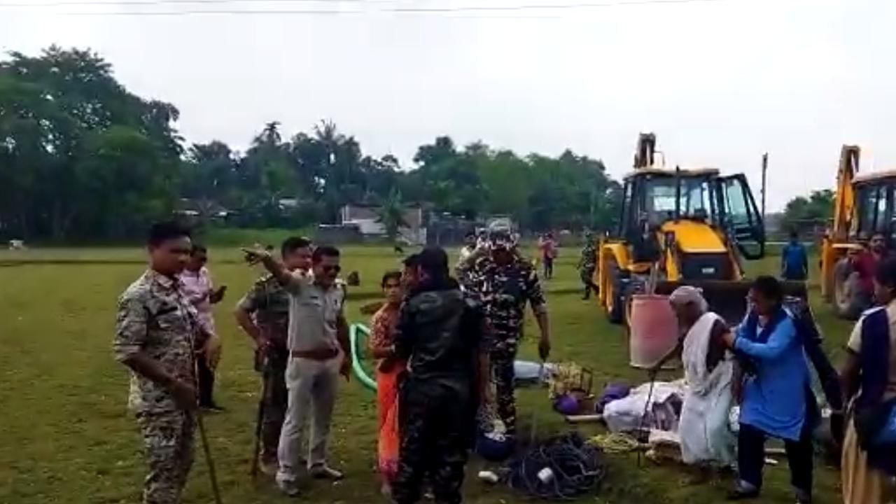 Jalpaiguri: জমির জন্য বিদ্যুৎ দফতরের কাছে ১ কোটি টাকা দাবি, না দেওয়ায় সরকারি কাজে বাধা, ময়নাগুড়িতে আটক ৩