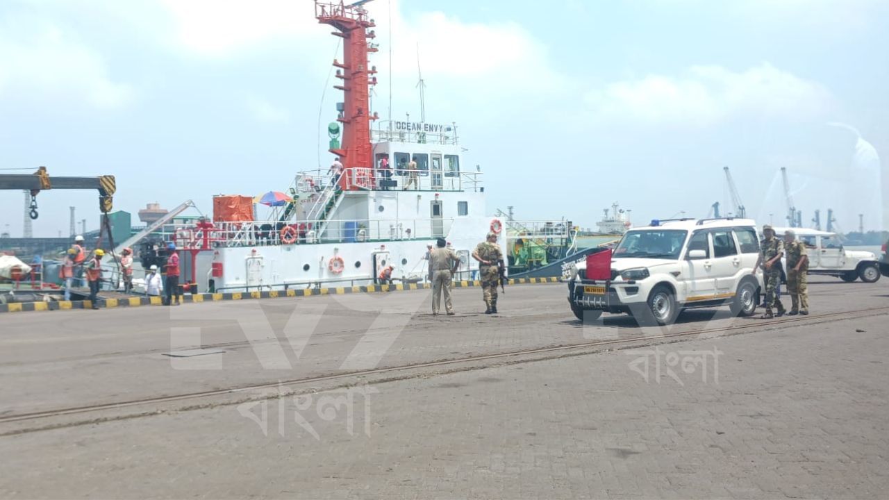 Haldia Port: হলদিয়া বন্দরে মার্কিন কনসাল জেনারেল, হঠাৎ কেন পরিদর্শনে?