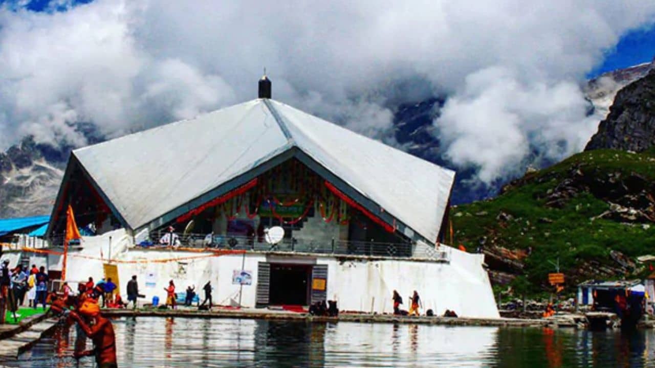 Hemkund Sahib Yatra: হেমকুন্দ সাহিব যাত্রায় শিশু ও বয়স্কদের প্রতি নিষেধাজ্ঞা জারি প্রশাসনের, কেন?