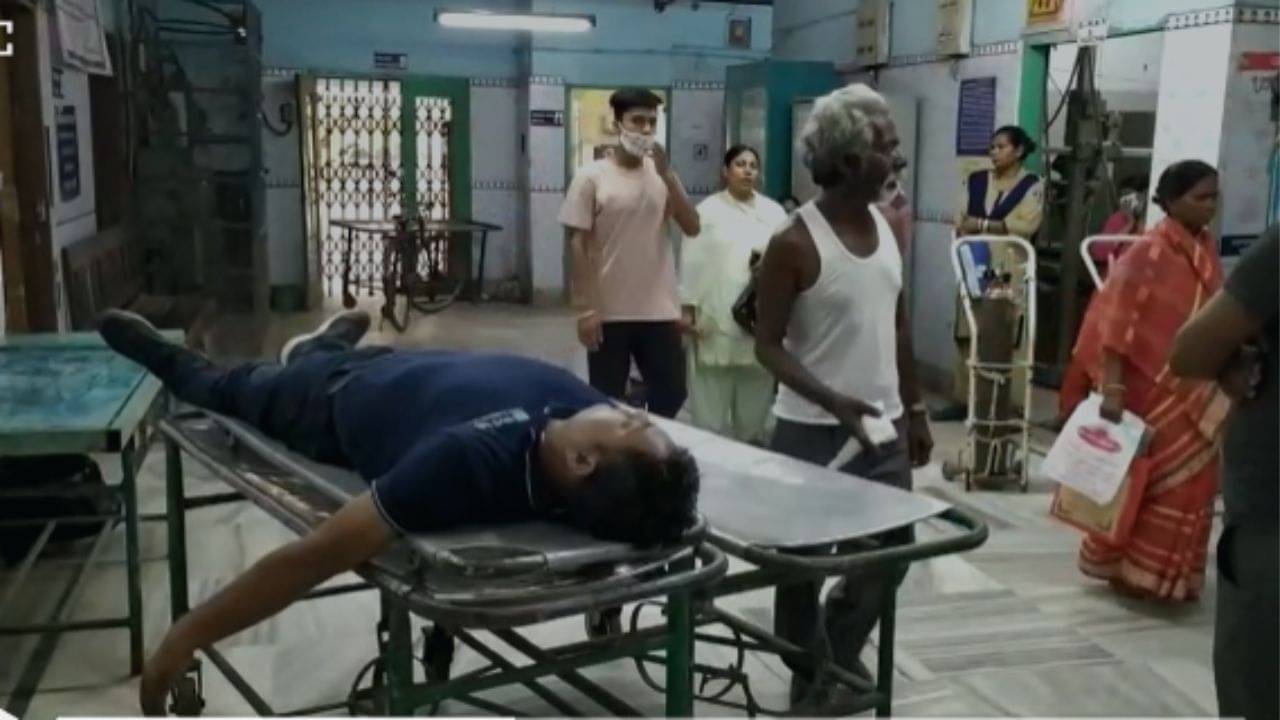 Howrah: হাওড়া প্ল্যাটফর্মে হঠাৎ মৃত্যু এক যুবকের