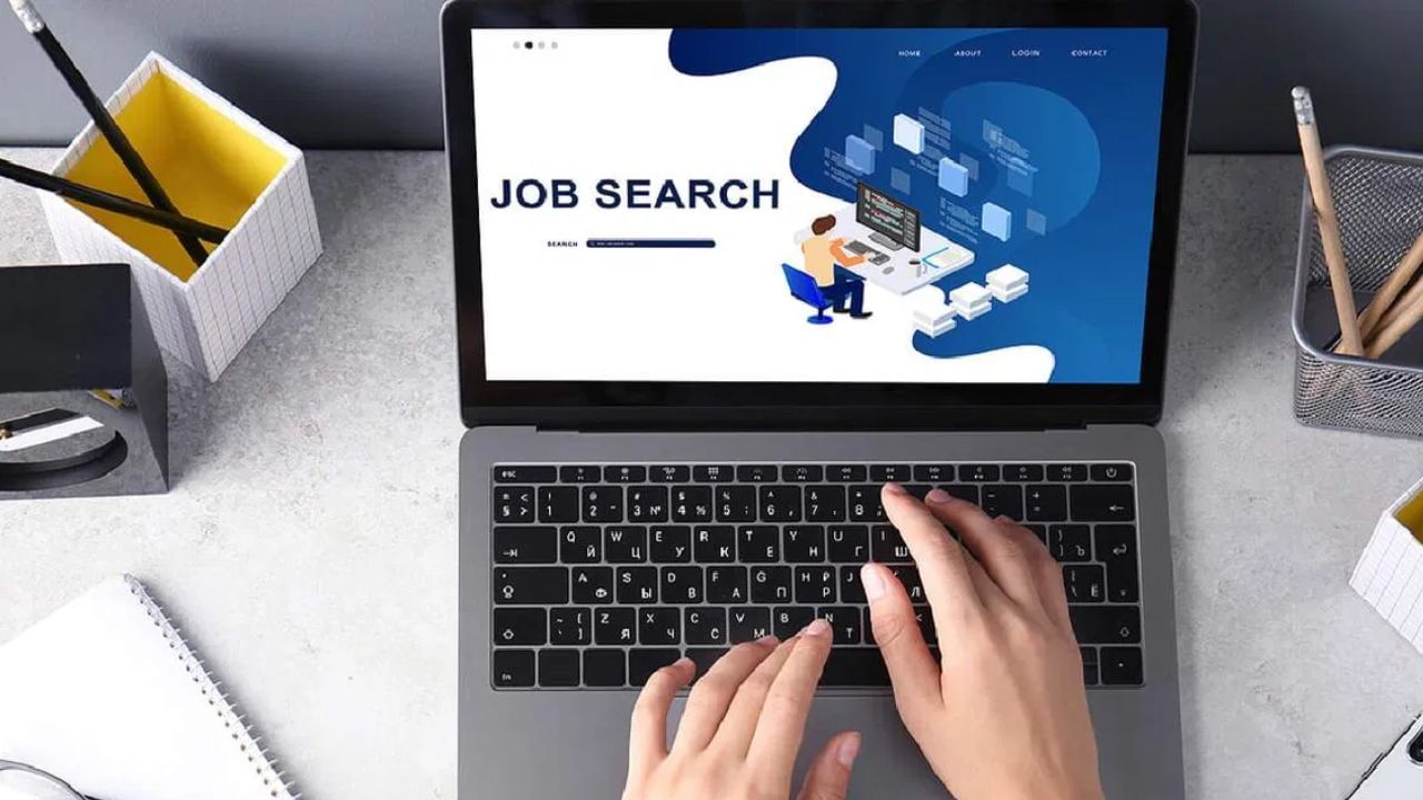 Govt Job Portal: কেন্দ্রের এই একটি পোর্টালেই মিলবে সরকারি থেকে বিদেশের সমস্ত চাকরির খোঁজ