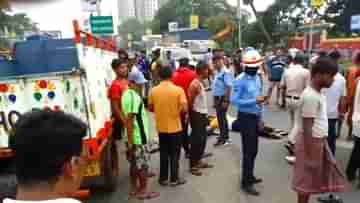 Bike Accident: রবির সকালে ভয়াবহ দুর্ঘটনা, বাইক-পিকআপ ভ্যান সংঘর্ষে খড়দায় মৃত্যু তিন যুবকের