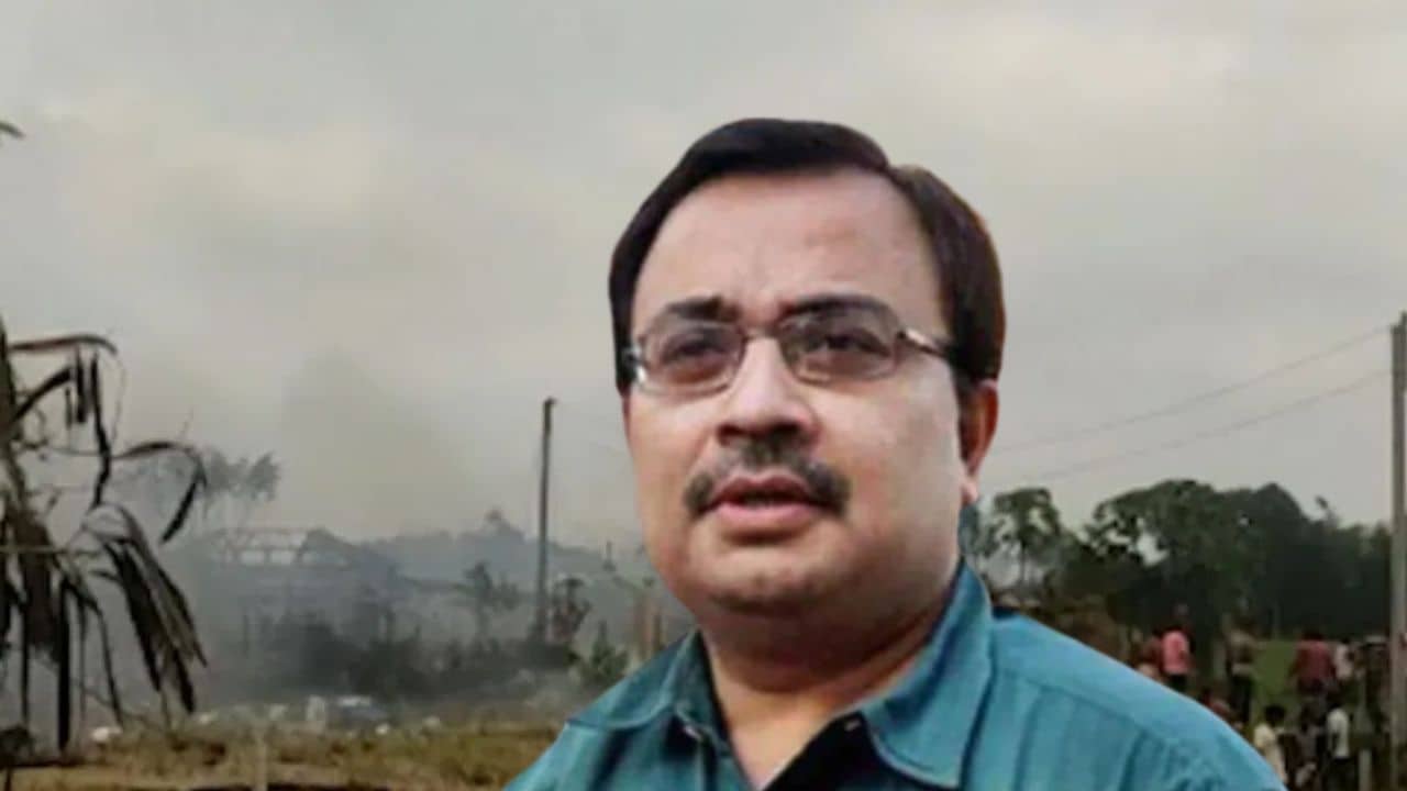 Kunal Ghosh: বাংলায় পরপর বিস্ফোরণ আর সাদা চোখে দেখছেন না কুণাল