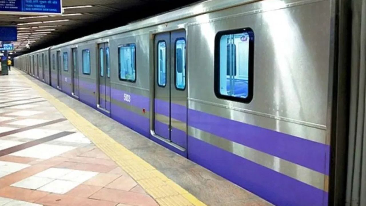 Kolkata Metro: মেট্রোয় ঝাঁপ দিয়ে আত্মঘাতী প্রৌঢ়, ব্যাহত মেট্রো পরিষেবা