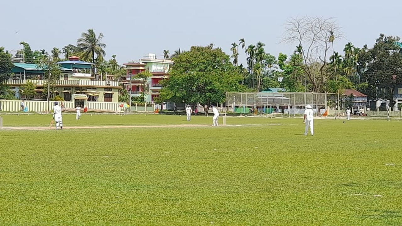 ন্য়াশনাল ক্রিকেট ক্লাব (এনসিসি) এবং ক্রিকেট দর্পনের যৌথ উদ্যোগে অনুষ্ঠিত হয় আন্তঃজেলা সিনিয়র ক্রিকেট প্রতিযোগিতা। (ছবি: নিজস্ব)