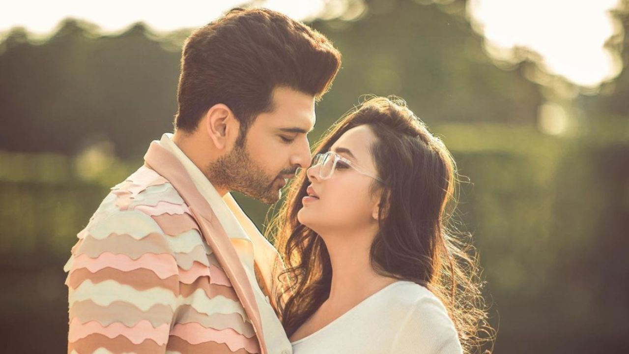 Karan-Tejasswi: বিয়ের পিঁড়িতে করণ-তেজস্বী? দুই পরিবারের সাক্ষাতে জল্পনা তুঙ্গে