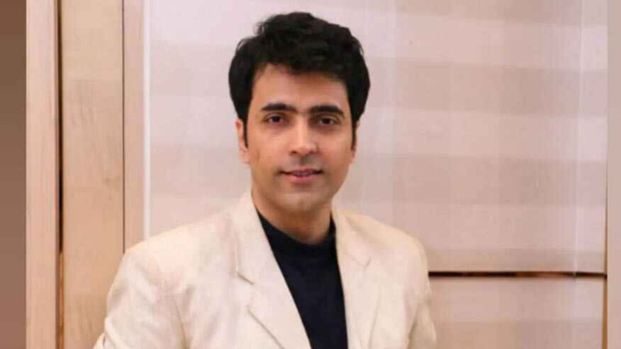 Abir Chatterjee: ফেলুদা-ব্যোমকেশ অতীত, এবার রহস্যভেদে গোয়েন্দা দীপক!