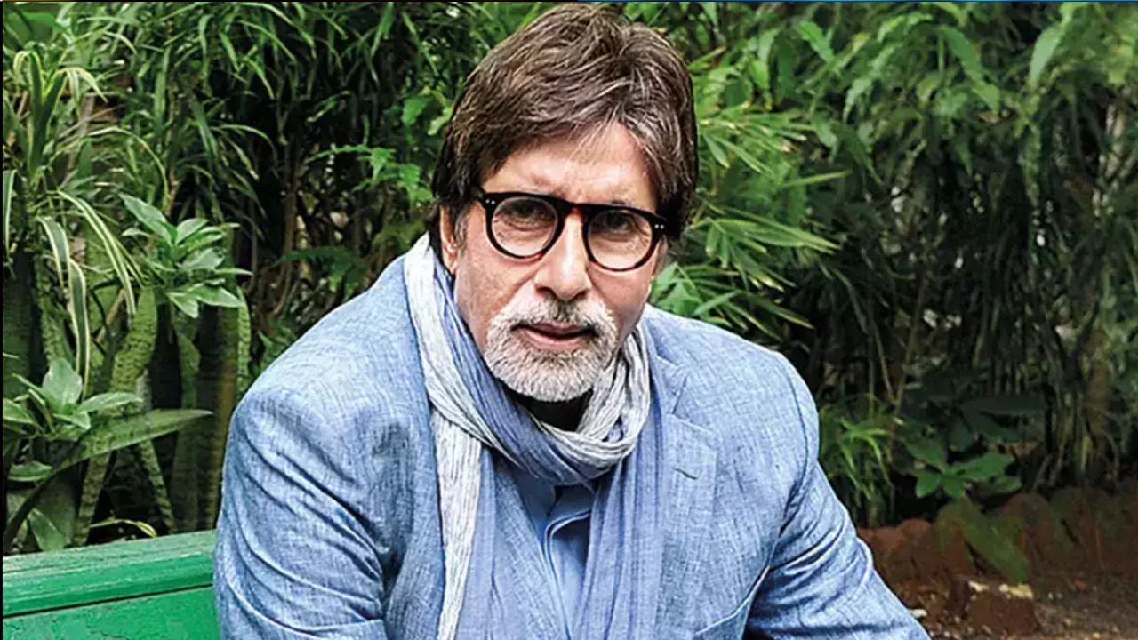 Amitabh Bachchan: বক্সিং ম্যাচে চোখে অন্ধকার, নাক ফেটে রক্ত! আহত হয়েও বাবার থেকে কী উপহার পান বচ্চন?