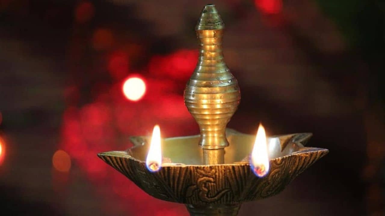 Nirjala Ekadashi 2023: এদিন জলস্পর্শ করাই পাপ! ছোট্ট এই কাজ করলেই প্রসন্ন হোন দেবী লক্ষ্মী