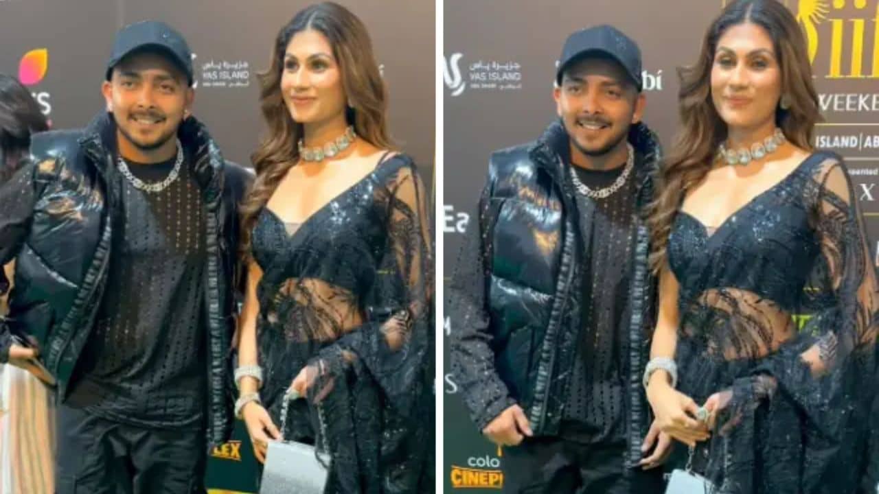 Prithvi Shaw : IIFA-র গ্রিন কার্পেটে বান্ধবীর সঙ্গে পৃথ্বী, পাপারাৎজিরা চিনতে না পেরে ডাকলেন ঋষভ ভাই