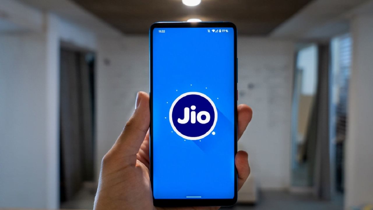 কলকাতায় Reliance Jio-র 1 কোটি গ্রাহক, মুকেশ আম্বানির সংস্থার নতুন মাইলফলক কলকাতায় Reliance Jio-র 1 কোটি গ্রাহক, মুকেশ আম্বানির সংস্থার নতুন মাইলফলক