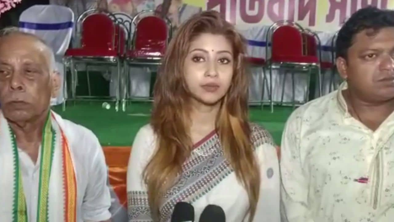 TMC to BJP: শুভেন্দু সভা করে যাওয়ার পর বিধায়ক লাভলীর উপস্থিতিতে ১০০-র বেশি বিজেপি কর্মী যোগ দিলেন তৃণমূলে