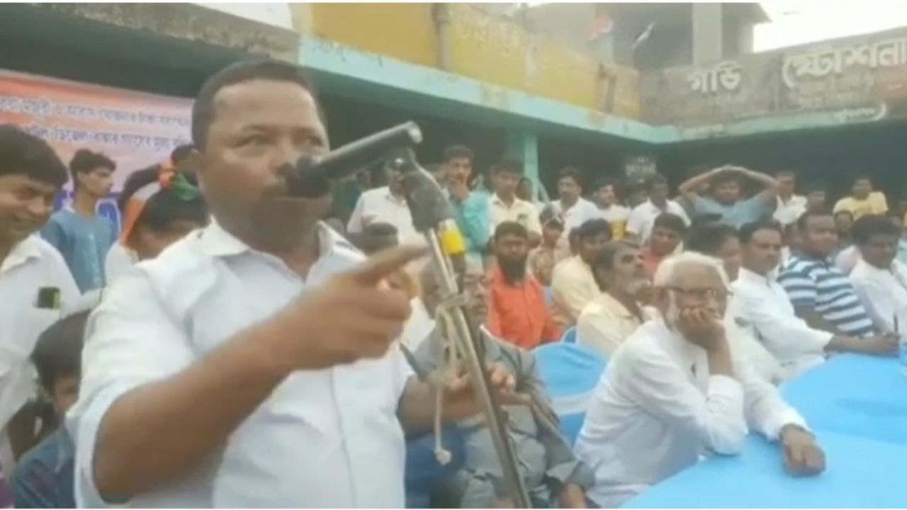 TMC Leader: 'আমরা সবাই চোর?', প্রশ্ন করেই তৃণমূল নেতার নিদান 'CPM-কংগ্রেসকে মাটিতে করর দিন'