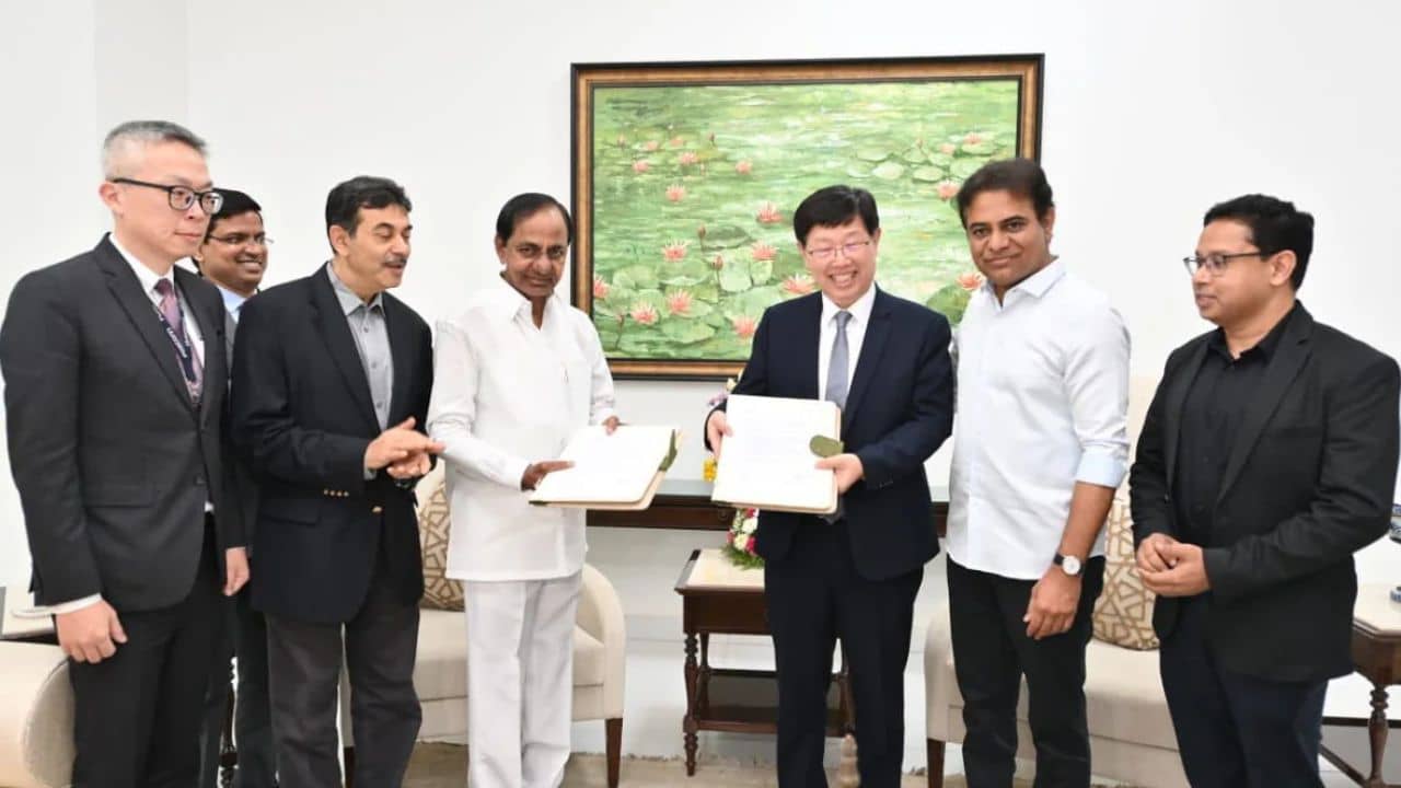 Foxconn Investment: ৫০ কোটি ডলার বিনিয়োগ, তৈরি হবে ২৫ হাজার কর্মসংস্থান, ভারতেই এবার তৈরি হবে iPhone