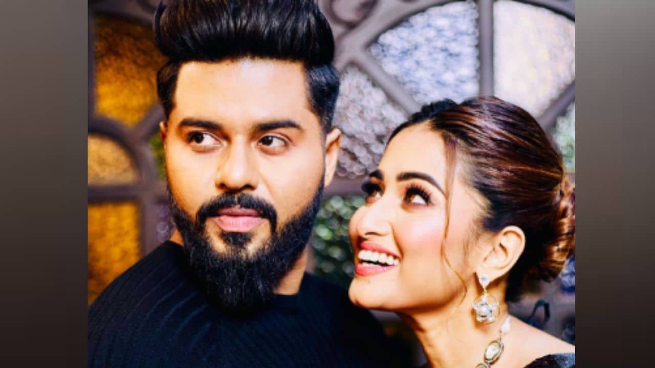 Sudipta Banerjee Wedding: তৃণমূল নেতাকে বিয়ের বাকি কিছু ঘণ্টা, কেন কাঁদছেন সুদীপ্তা? রইল ভিডিয়ো