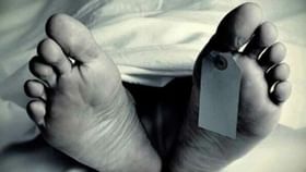 Director's death: ফের হোটেল-রুম থেকে উদ্ধার পরিচালকের দেহ, বিনোদন দুনিয়ায় মৃত্যুমিছিল Director's death: ফের হোটেল-রুম থেকে উদ্ধার পরিচালকের দেহ, বিনোদন দুনিয়ায় মৃত্যুমিছিল