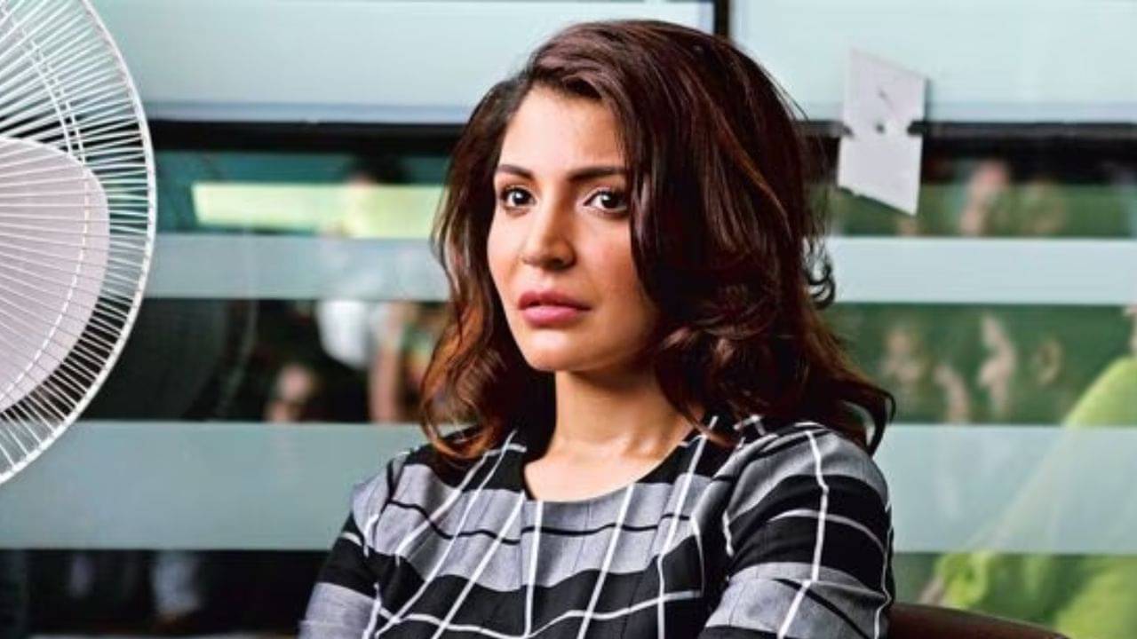 Anushka Sharma: কেরিয়ারের শীর্ষে বলিউডকে বিদায়! অনুষ্কার মন্তব্য নিয়ে ঘোর জল্পনা