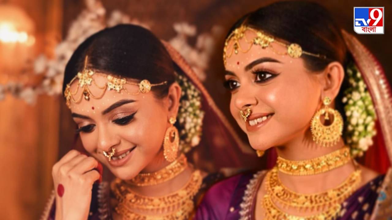 Solanki Roy: টায়রা-টিকলি-সীতাহার-বেনারসিতে নববধূ শোলাঙ্কি, ছবি দেখে চোখই সরছে না প্রিয়জনদের