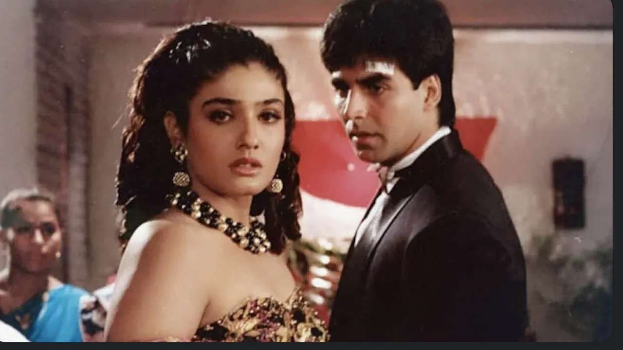 No one is unaware of Raveena Tandon and Akshay Kumar's relationship equation.  One after the other many old interviews are going viral on social media. 