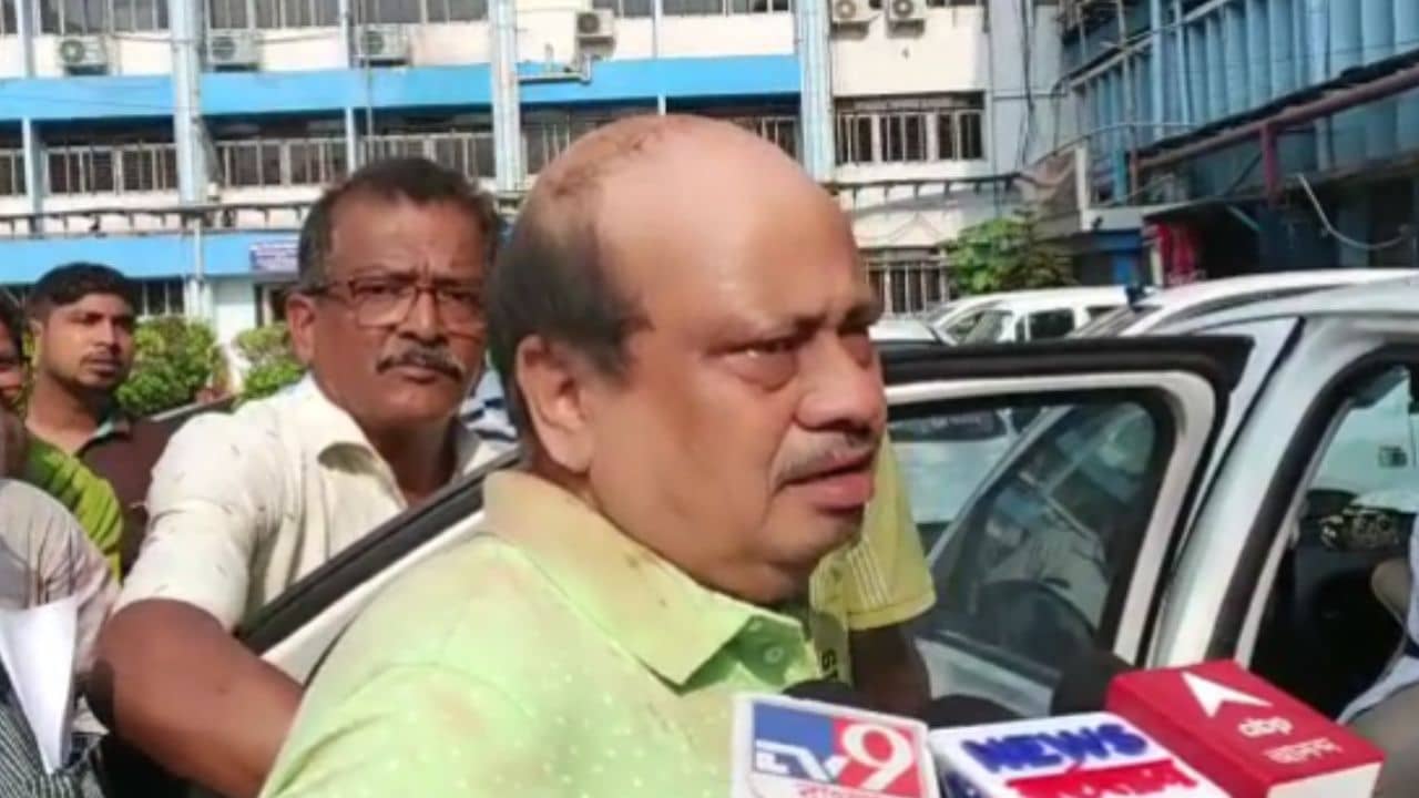 Bikash Bhawan: মনে হল যেন মারা যাচ্ছি, বিকাশ ভবনের একাংশ ভেঙে দুর্ঘটনা, আতঙ্ক কাটছে না আহতের