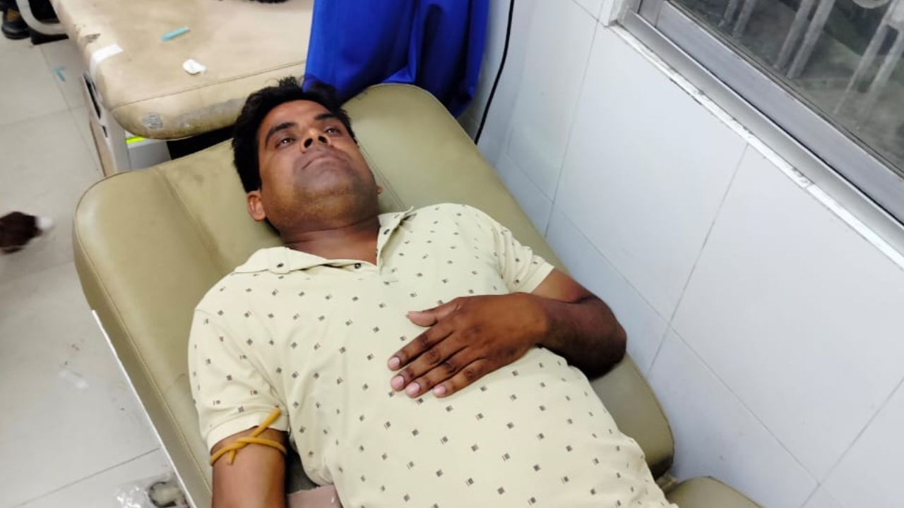 Blood Donor: রক্ত না দিলে হতে পারত প্রাণসংশয়, পুলিশের তৎপরতায় প্রাণে বাঁচলেন জামিলা বিবি