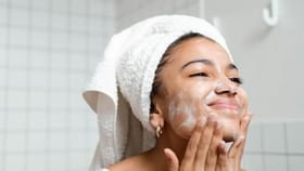 Skin Care At Home: বাড়িতে বসে মুখে সোনার জেল্লা পান, তাও বিনা খরচে, কী করবেন জানুন Skin Care At Home: বাড়িতে বসে মুখে সোনার জেল্লা পান, তাও বিনা খরচে, কী করবেন জানুন