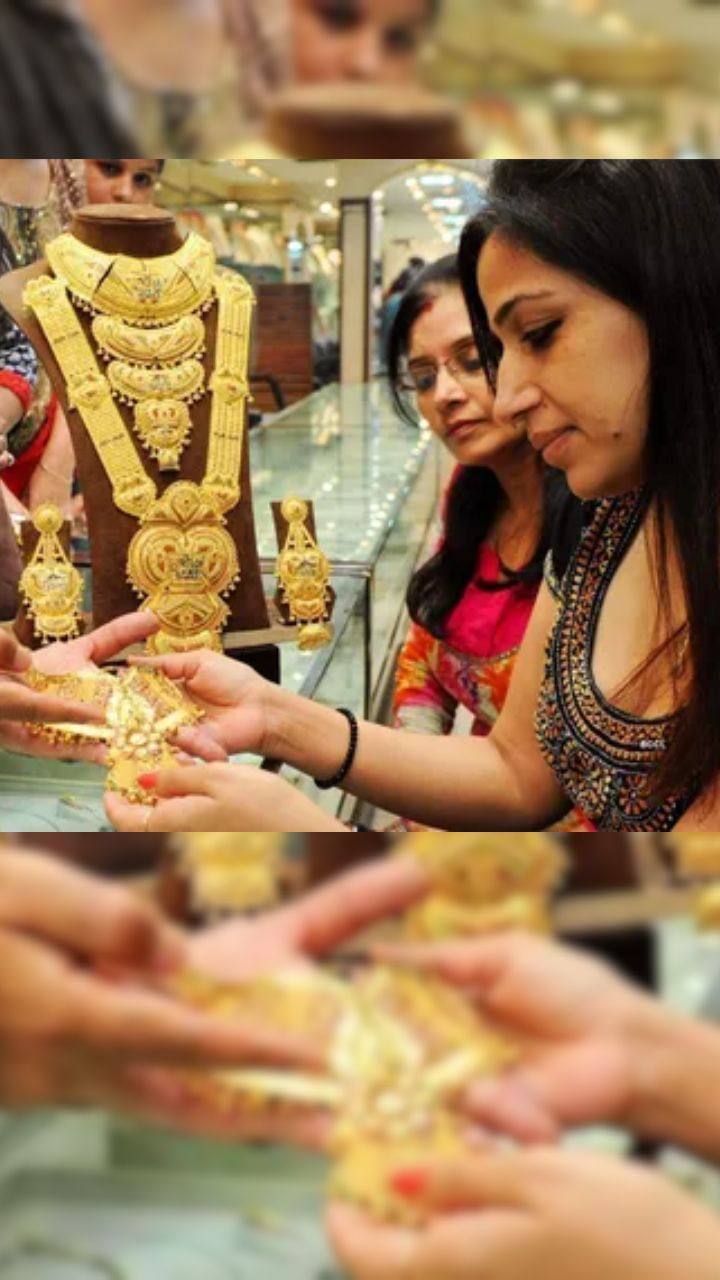 Gold Price: আজও অপরিবর্তিত সোনার মূল্য, কত দাম যাচ্ছে জানেন? Gold Price: আজও অপরিবর্তিত সোনার মূল্য, কত দাম যাচ্ছে জানেন?