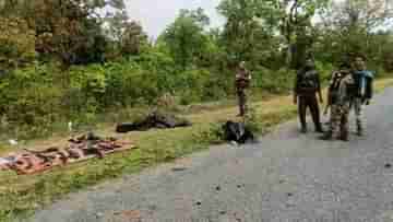 Maoist Arrest: দান্তেওয়াড়ায় বিস্ফোরণে ১০ পুলিশকর্মীর প্রাণ হারানোর ঘটনায় গ্রেফতার ৮ মাওবাদী