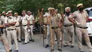 Assam Police: অতিরিক্ত মদ্যপানের শাস্তি! স্বেচ্ছাবসরের খাঁড়া নামতে চলেছে ৩০০ পুলিশকর্মীর ঘাড়ে