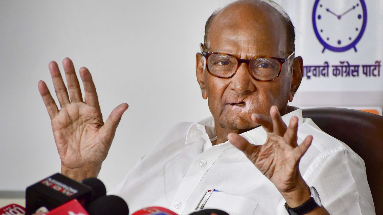 Sharad Pawar:  NCP-র 'পাওয়ার সেন্টার' কি শরদই? ইস্তফা খারিজ ঘিরে জল্পনা