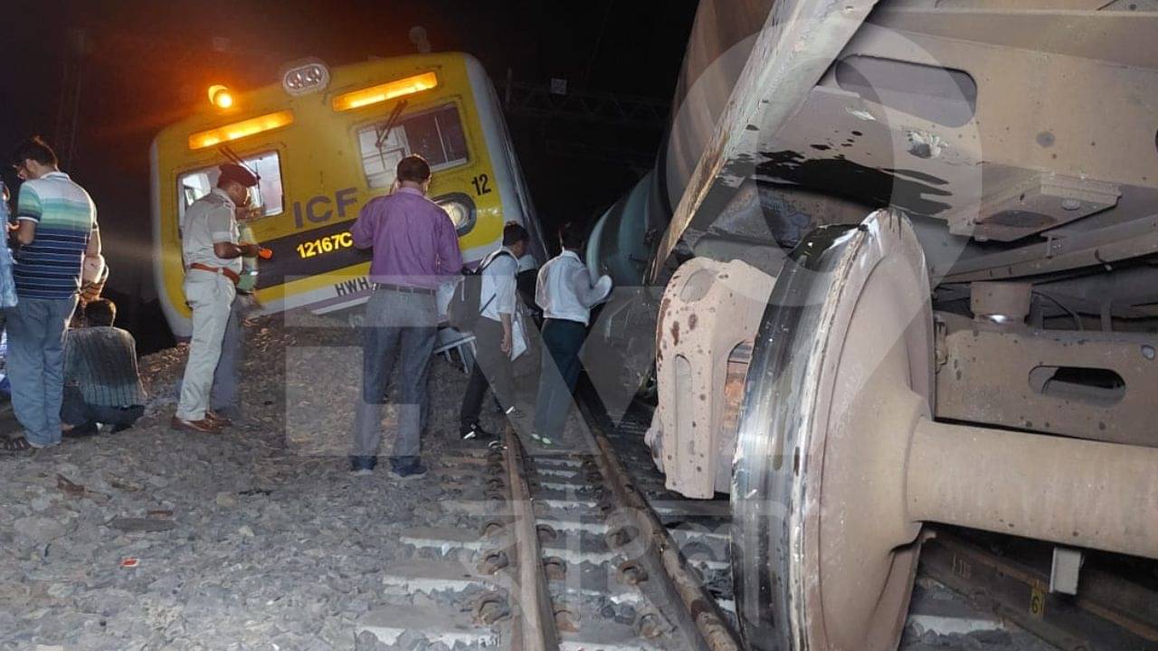 Local Train Derailed: লাইনচ্যুত বর্ধমান-ব্যান্ডেল লোকাল, রাতের অন্ধকারে ট্র্যাক থেকে নেমে এল ট্রেন