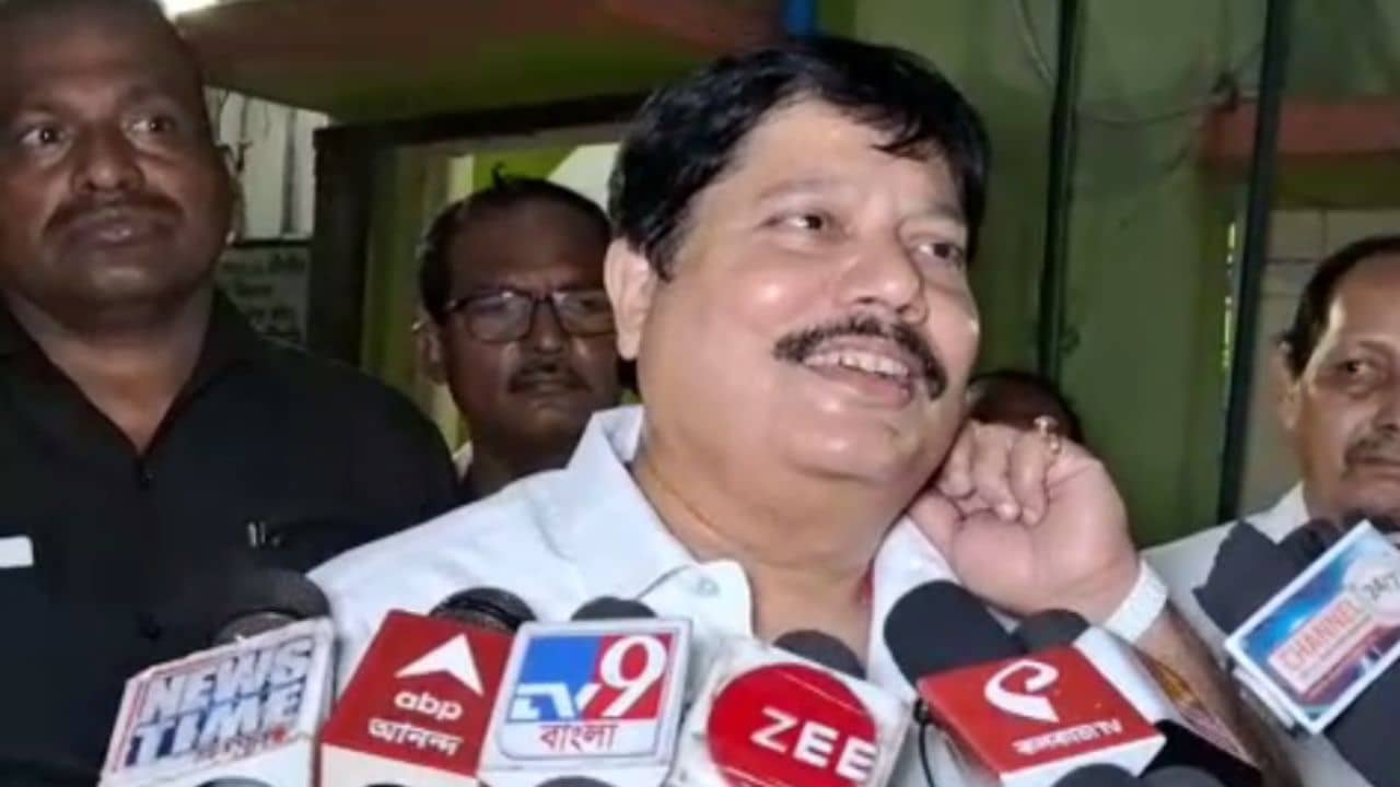 Arjun Singh: প্রচণ্ড গরমে ফাটছে বোমা, আজব ফর্মুলা অর্জুনের