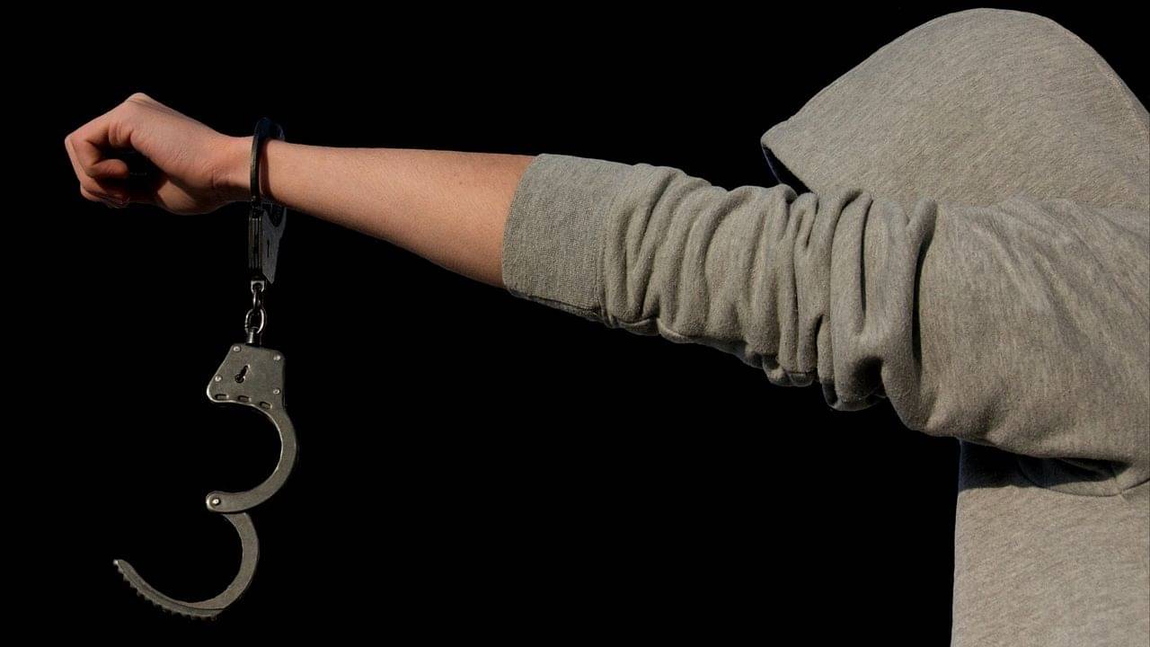 Prisoner Escaped: হাতকড়া পরা অবস্থাতেই মালদা মেডিক্যাল থেকে পালাল বিচারাধীন বন্দি