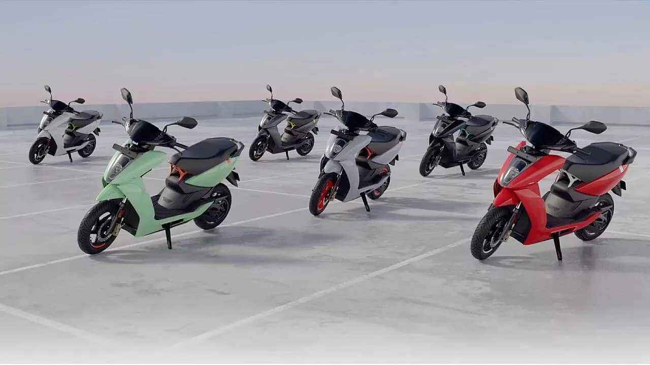 Ather 450S ইলেকট্রিক স্কুটার লঞ্চ করে গেল খুব কম দামে, এক চার্জে 115 কিলোমিটার দৌড়বে