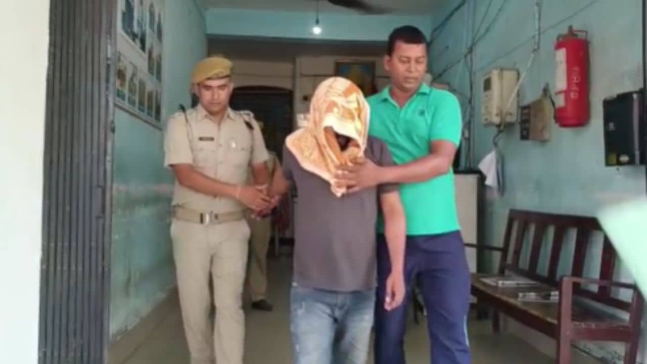 Bankura BJP: বালিখাদে আগ্নেয়াস্ত্র দেখিয়ে তোলাবাজির অভিযোগ, গ্রেফতার বিজেপি বিধায়ক ঘনিষ্ঠ