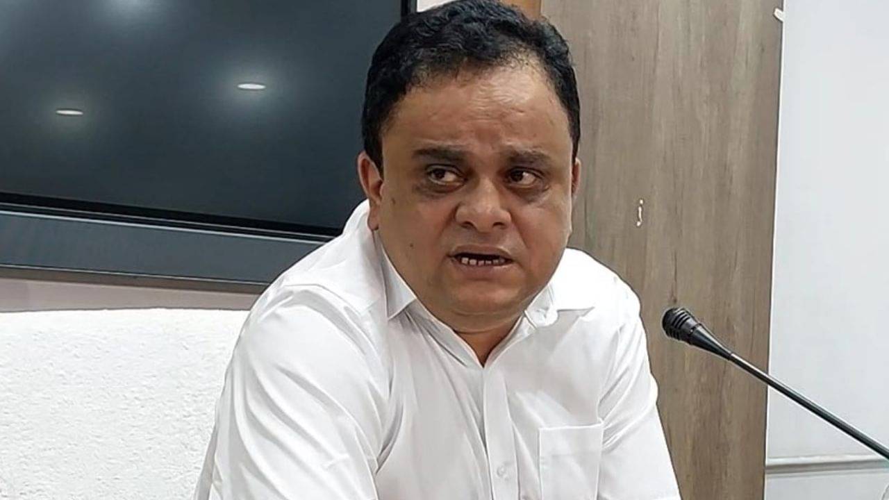 Bratya Basu: রাজ্যপাল নিযুক্ত উপাচার্যদের মানবে না রাজ্য, রাজভবন-নবান্নের টানাপোড়েনে জাঁতাকলে নবনিযুক্ত ভিসি-রা