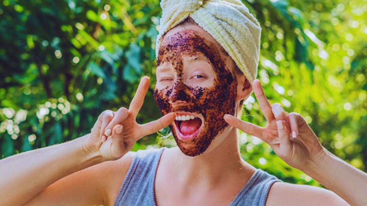 Coffee Face Pack: উজ্জ্বল সুন্দর ত্বক পান কফির ফেস প্যাকের গুণে, ঝটপট জেনে নিন কীভাবে বানাবেন