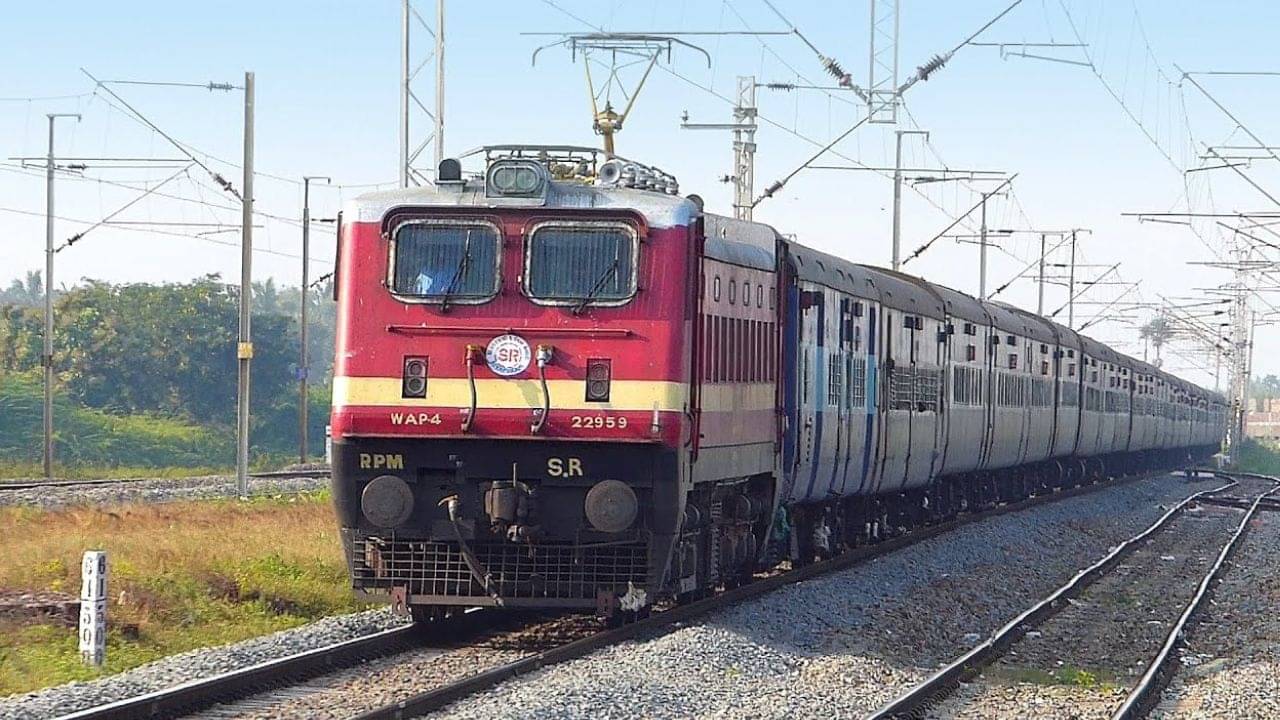 Coromandel Express: ব্রিটিশদের শ্রবণদোষে নাম হয় করমণ্ডল, জড়িয়ে চোল রাজাদের ইতিহাসও