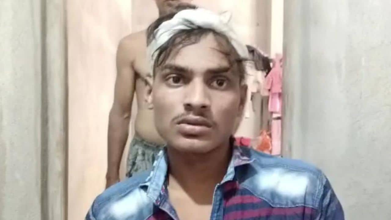 Coromandel Train Accident: ‘গরম সিঙাড়া খাওয়ার সময় হঠাৎই উল্টে গেল বগি’, মৃত্যুর মুখ থেকে বন্ধুদের বাঁচিয়ে বললেন অভিজিত