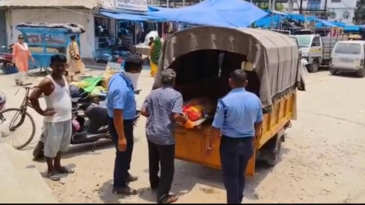North Bengal: তাপমাত্রা পেরিয়েছিল ৪১ ডিগ্রি সেলসিয়াসের গণ্ডি, বাগডোগরায় মৃত্যু ভিখারির