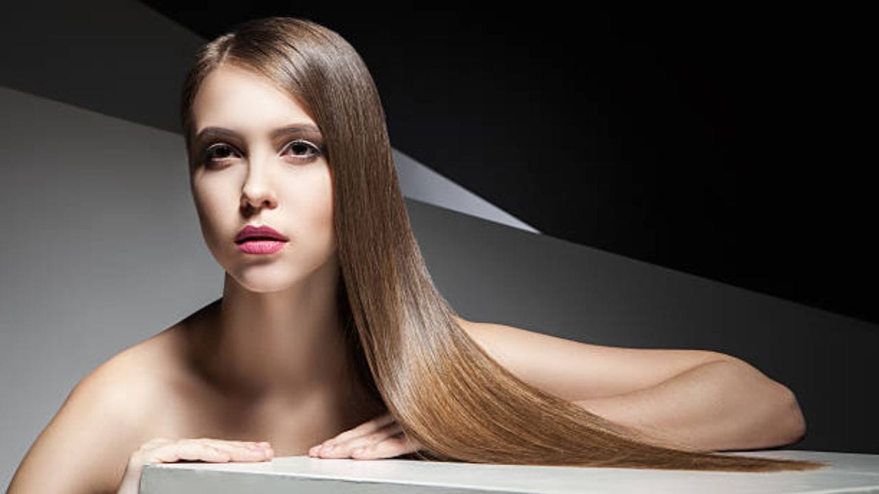 সব খুব ভাল করে মিশলে আগে ঠান্ডা করে নিতে হবে। এবার তা ছেঁকে একটা মোটা পেস্ট বানিয়ে নিতে হবে। এবার এর মধ্যে এক চামচ চিনি আর এক চামচ লেবুর রস মিশিয়ে দিন।