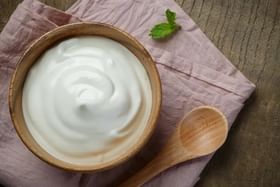 Health Problems For Curd: টক দইয়ের সঙ্গে এই খাবারে বাড়বে বিপদ Health Problems For Curd: টক দইয়ের সঙ্গে এই খাবারে বাড়বে বিপদ